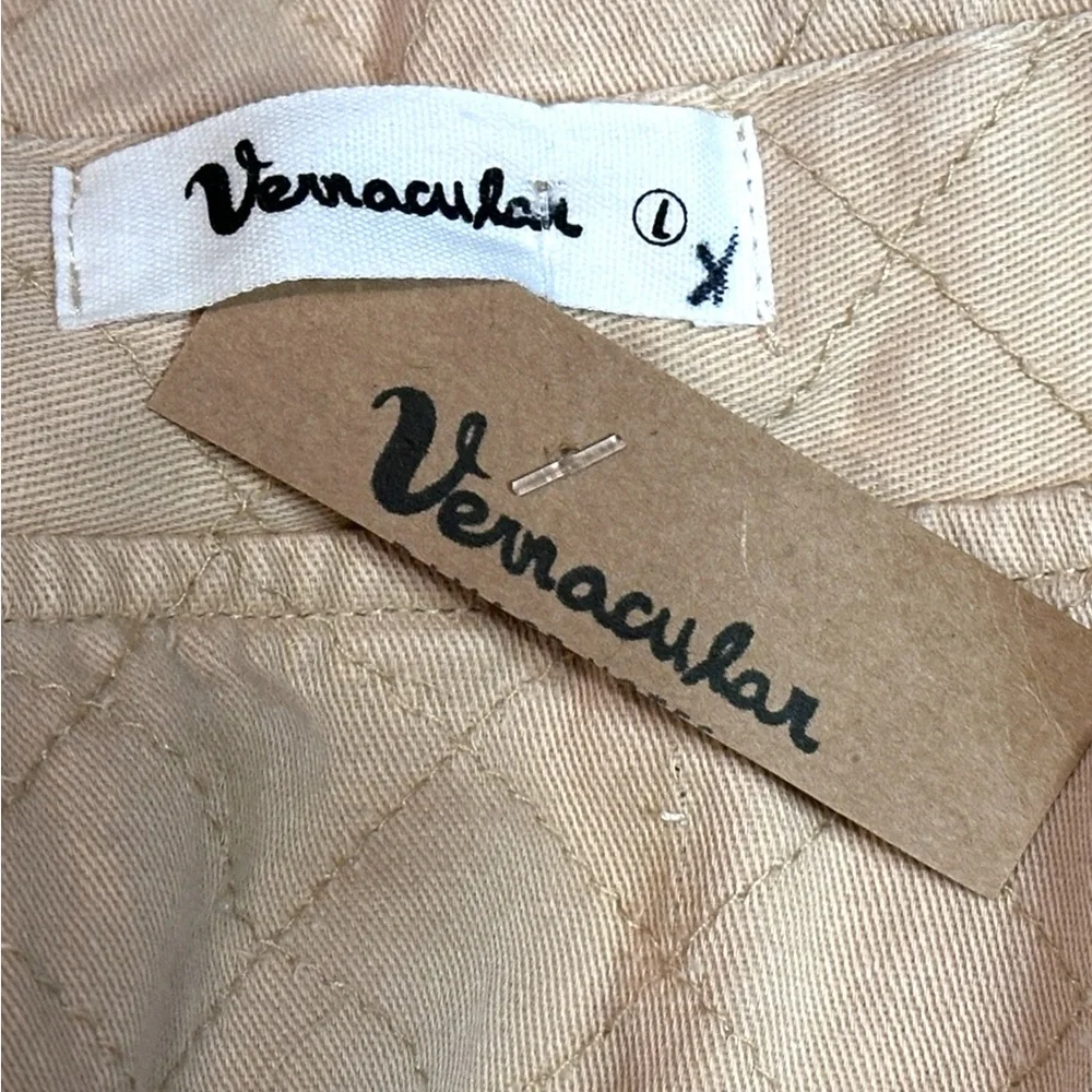 🎉HP🎉 NWT Vernacular Puff Sleeved Cropped Quilted Jacket in Cream. Size Large - Picture 16 of 16